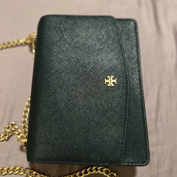 Shoulder bags